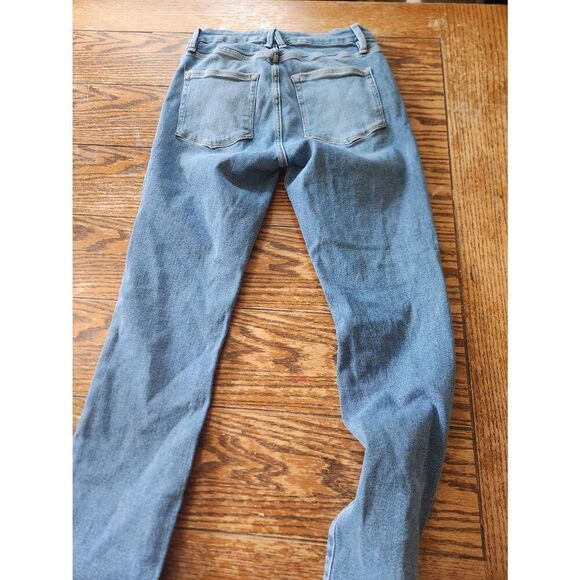 GOOD AMERICAN GOOD LEGS W/ RAW HEM JEANS SIZE 8/29 - Picture 5 of 5